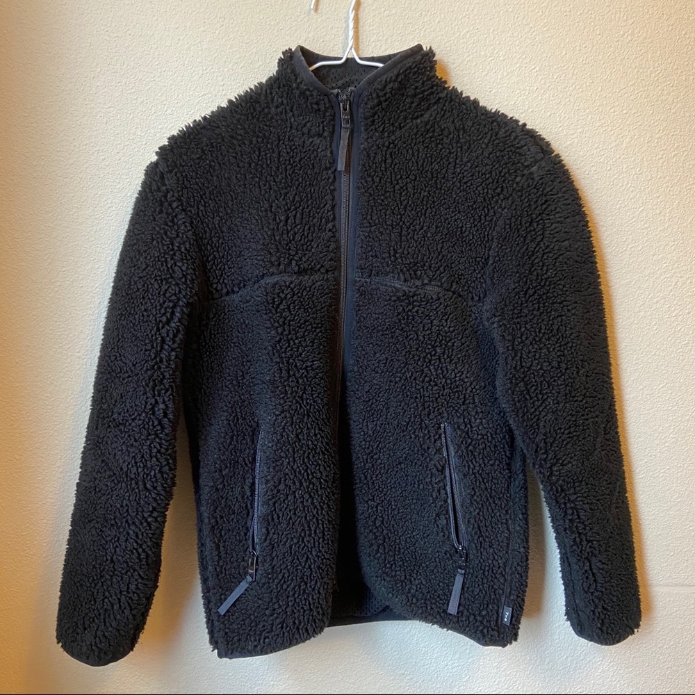 Aritzia TNA Black Sherpa Fleece Jacket - Picture 2 of 5